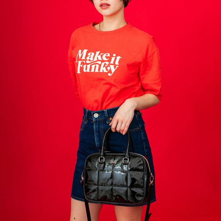 ブラックエナメルキルティングショルダーバッグ 000000006256-18-l.jpg?t=