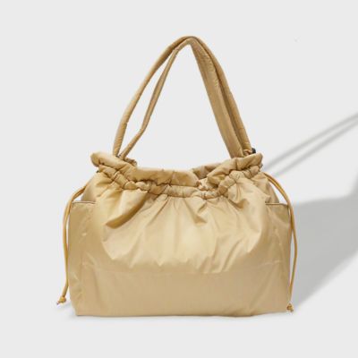 レア accommode プレッツェルショルダーバッグ プレッツェル